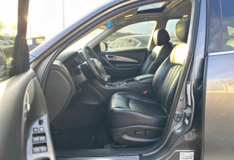 Infiniti QX50 AWD * * КАМЕРА * * CARFAX * * АВТО КРЕДИТ * * , снимка 7 - Автомобили и джипове - 53409156