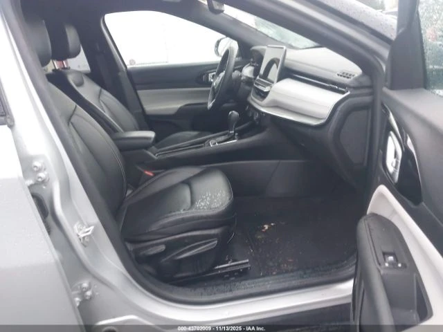 Jeep Compass 20к км* 4х4* CHROME* REMOTE START* BLIND* КАМЕРА, снимка 12 - Автомобили и джипове - 52861511