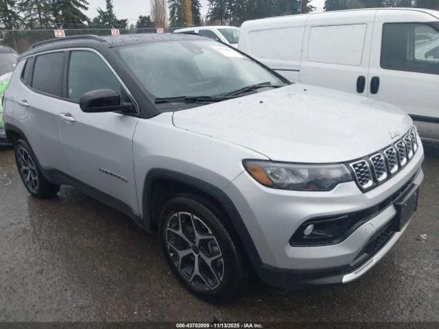 Jeep Compass 20к км* 4х4* CHROME* REMOTE START* BLIND* КАМЕРА, снимка 2 - Автомобили и джипове - 52861511