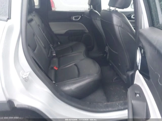 Jeep Compass 20к км* 4х4* CHROME* REMOTE START* BLIND* КАМЕРА, снимка 11 - Автомобили и джипове - 52861511