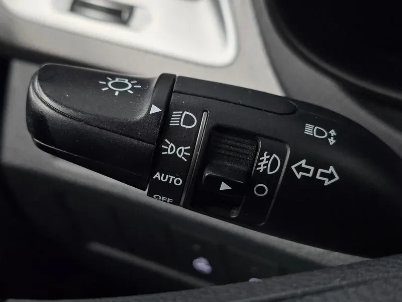 Hyundai Santa fe 2.0 2WD , снимка 17 - Автомобили и джипове - 56160315