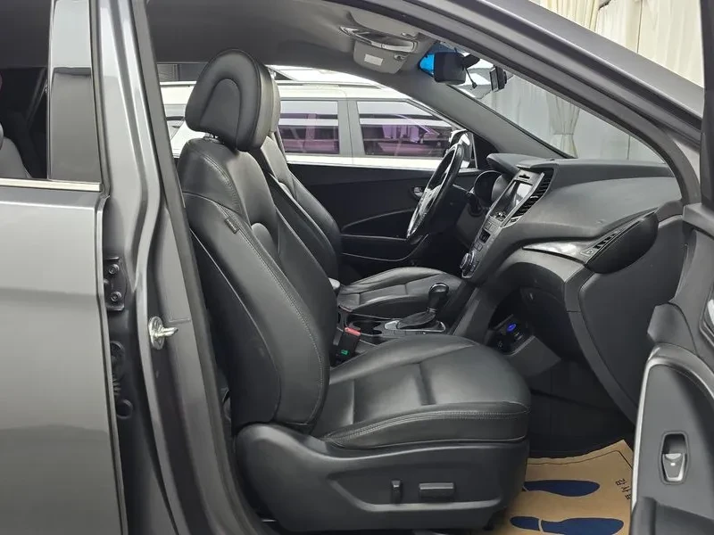 Hyundai Santa fe 2.0 2WD , снимка 11 - Автомобили и джипове - 56160315