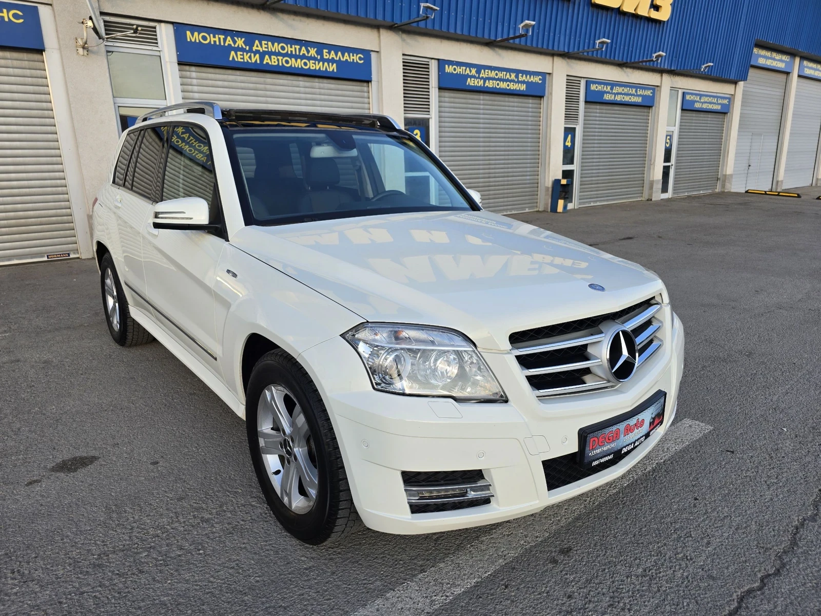 Mercedes-Benz GLK 220cdi 170k.c* 4matic* Панорама* ЛИЗИНГ*  - изображение 3