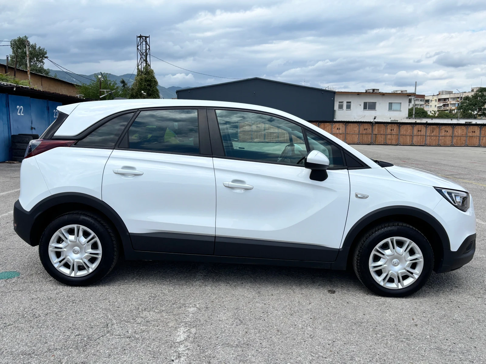 Opel Crossland X 1.2Ti Автоматик - изображение 6