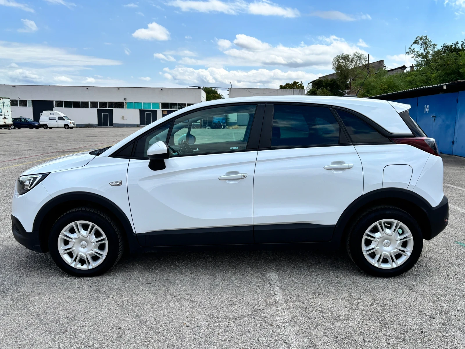 Opel Crossland X 1.2Ti Автоматик - изображение 2