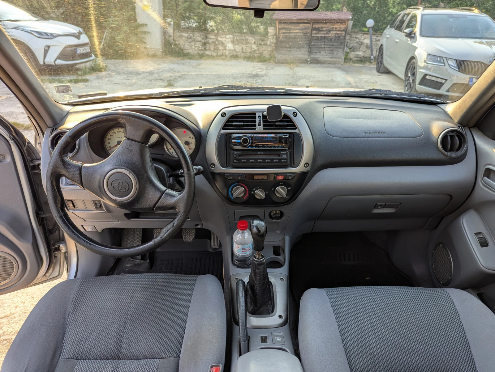 Toyota Rav4  - изображение 8