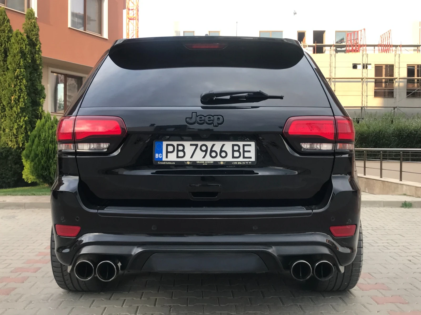 Jeep Grand cherokee SRT - изображение 5