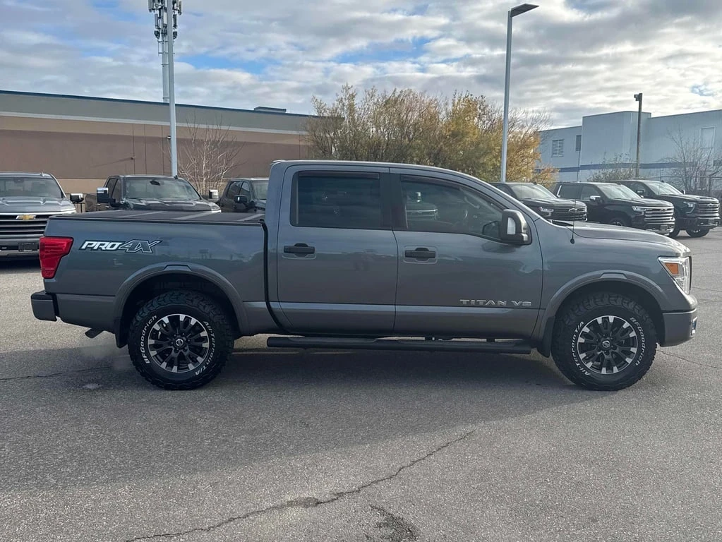 Nissan Titan crew cab * 4x4 * CARFAX *    | Mobile.bg   3