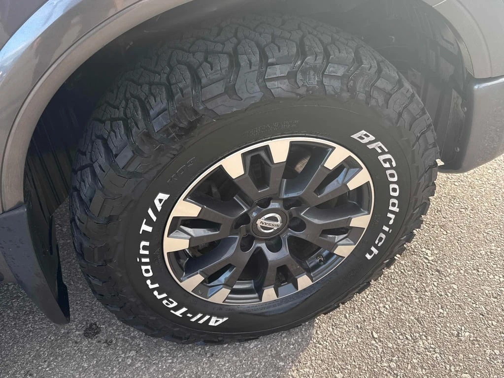 Nissan Titan crew cab * 4x4 * CARFAX *    | Mobile.bg   7