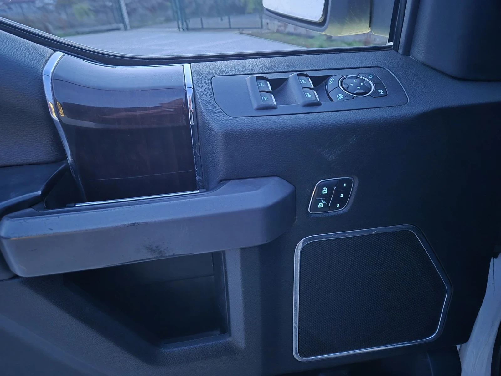 Ford F150 �������� 5.0 2015. | Mobile.bg � ����������� 9