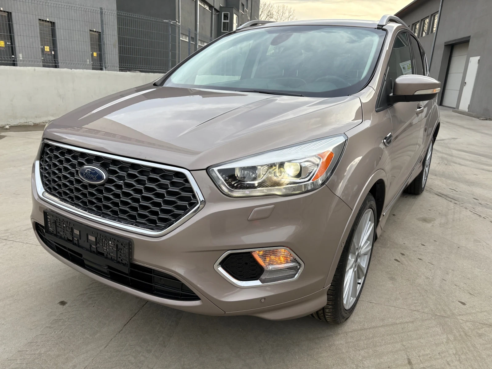Ford Kuga * 122x km* Vignale* 2.0 diesel* 180hp* Automatic*  | Mobile.bg � ����������� 1