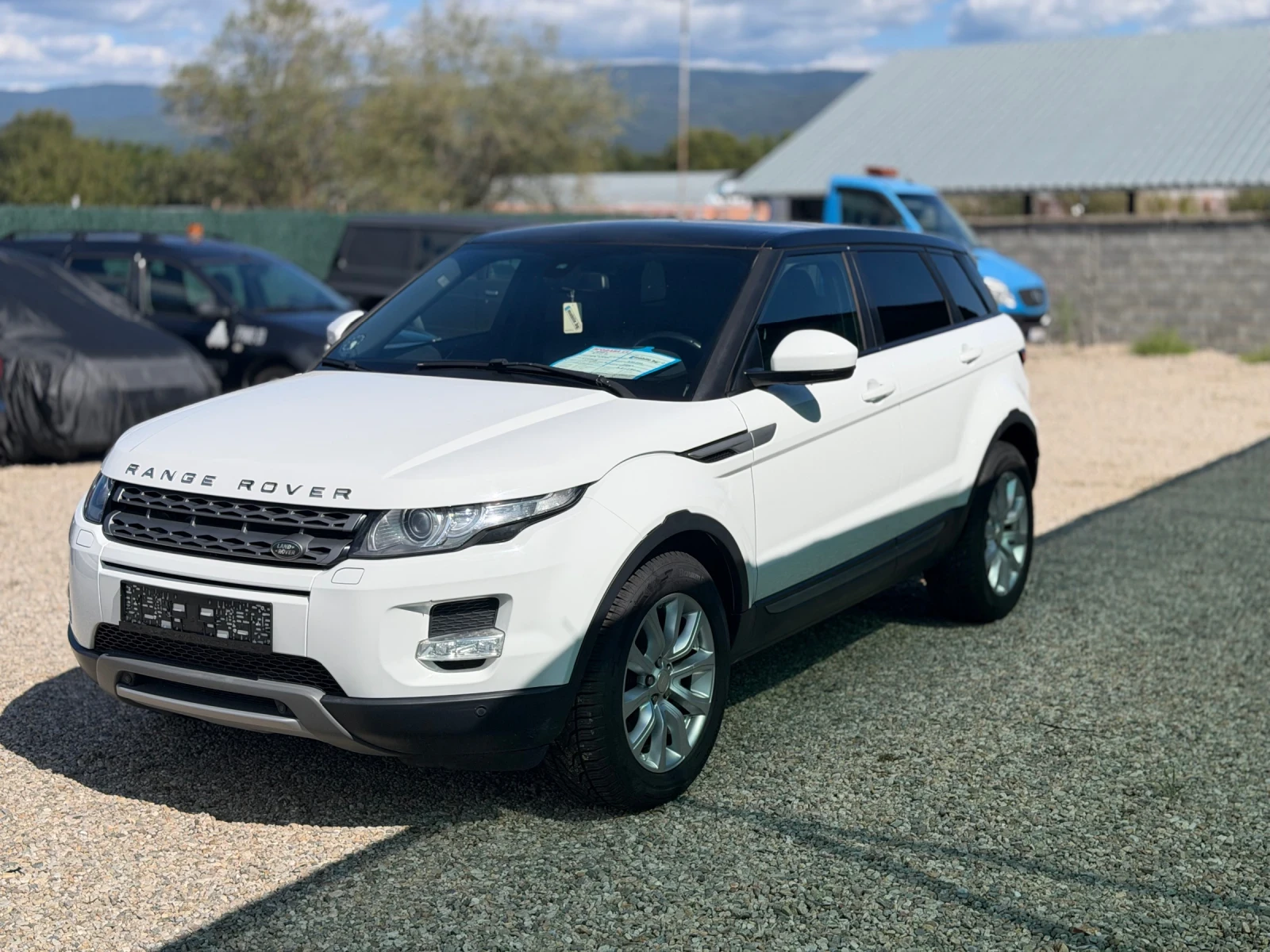 Land Rover Evoque 2.2d/190hp/PANORAMA/4X4/SERVICE BOOK | Mobile.bg � ����������� 3