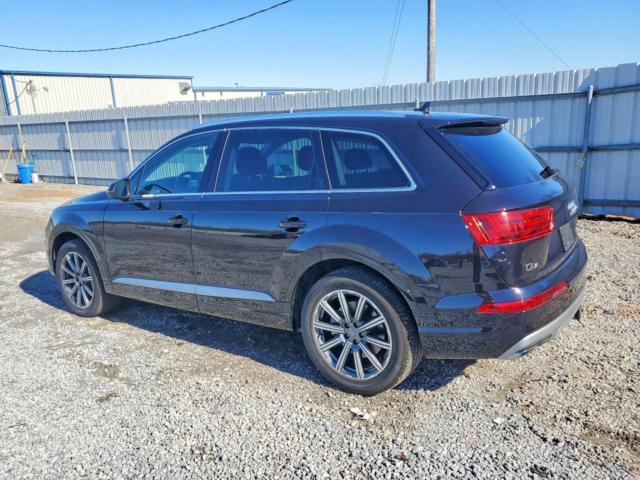 Audi Q7 * ДИГИТАЛНО* ТАБЛО* KEYLESS* ПАНО* КАМЕРА* КОЖА* , снимка 4 - Автомобили и джипове - 53914950