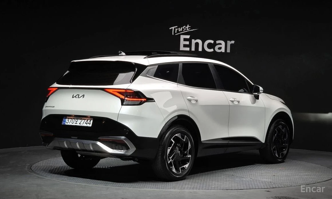 Kia Sportage, снимка 2 - Автомобили и джипове - 54332491