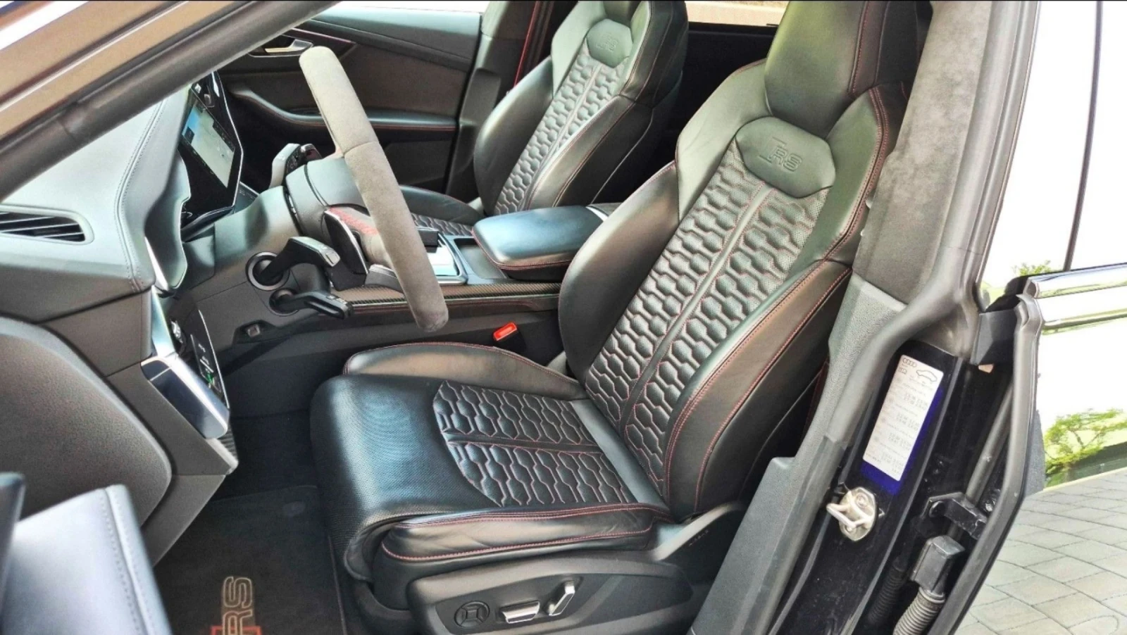 Audi RSQ8 Очакван Внос RSQ8 600HP EXCLUSIVE CERAMIC FULLMAX, снимка 15 - Автомобили и джипове - 54400306