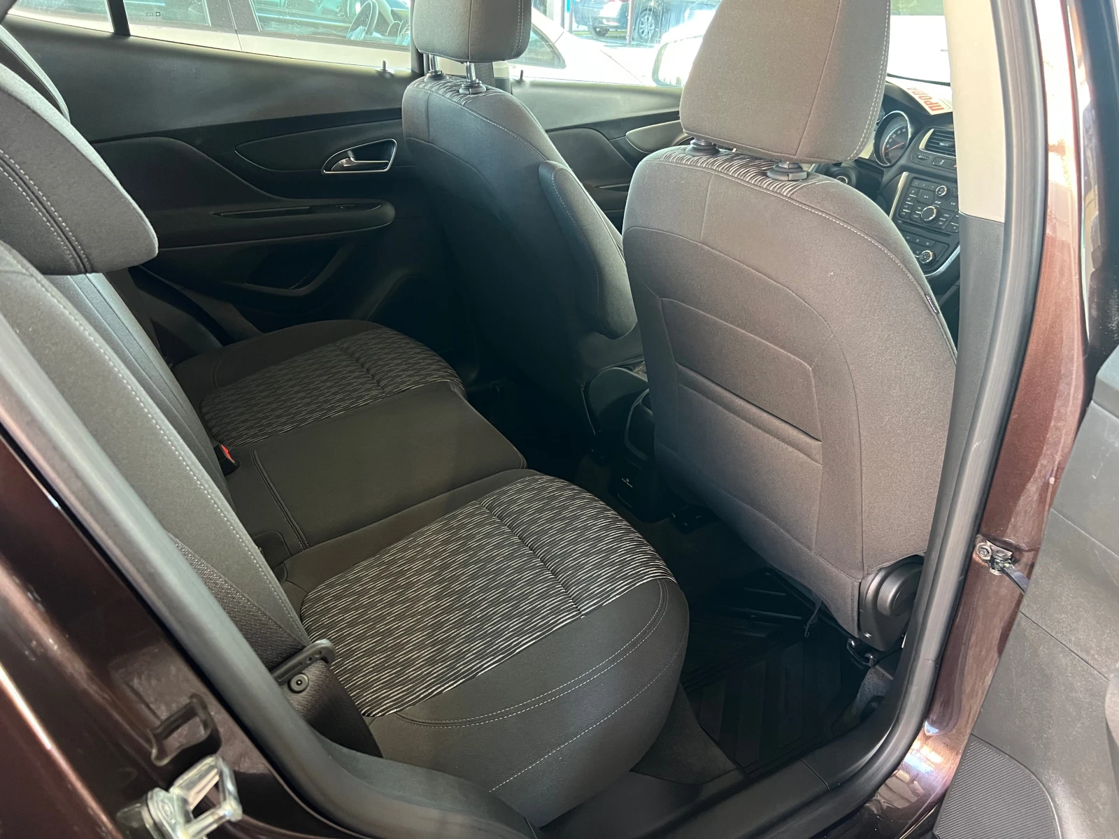 Opel Mokka Германия перфект, снимка 5 - Автомобили и джипове - 54547821