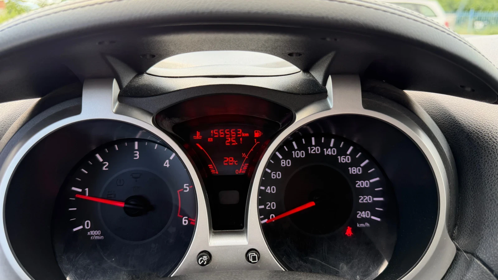 Nissan Juke 1.5DCI EURO6 BLACK LINE , снимка 15 - Автомобили и джипове - 54683511