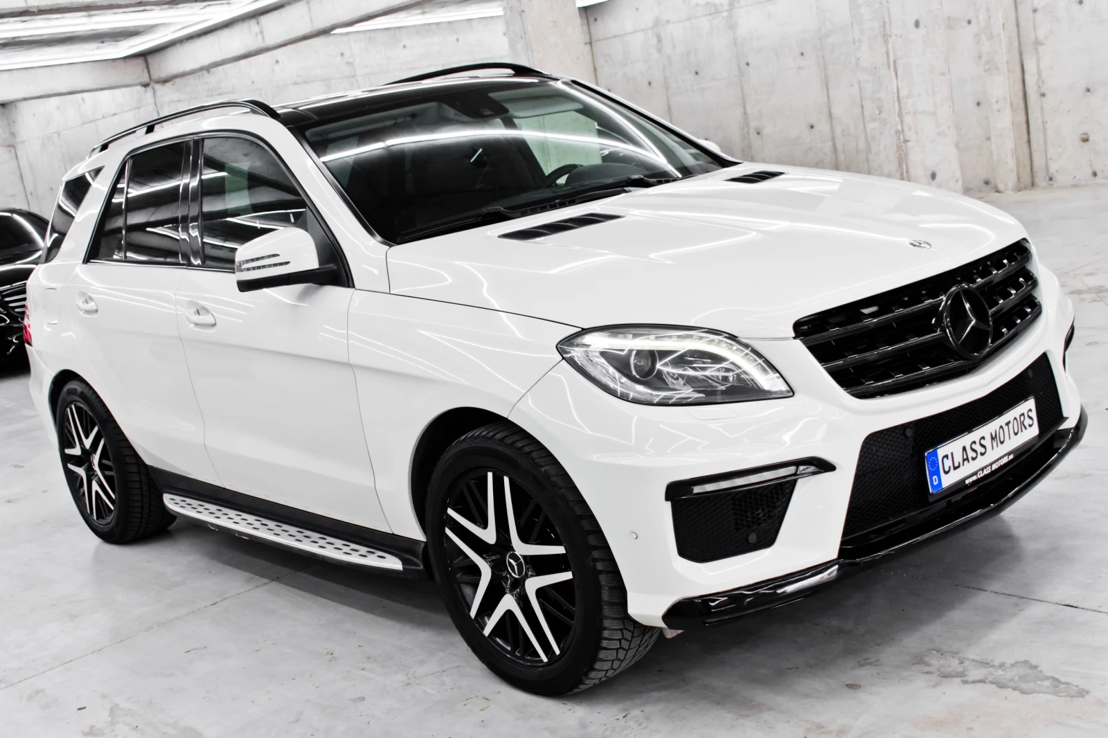 Mercedes-Benz ML 350 d 63 AMG , снимка 2 - Автомобили и джипове - 54886099