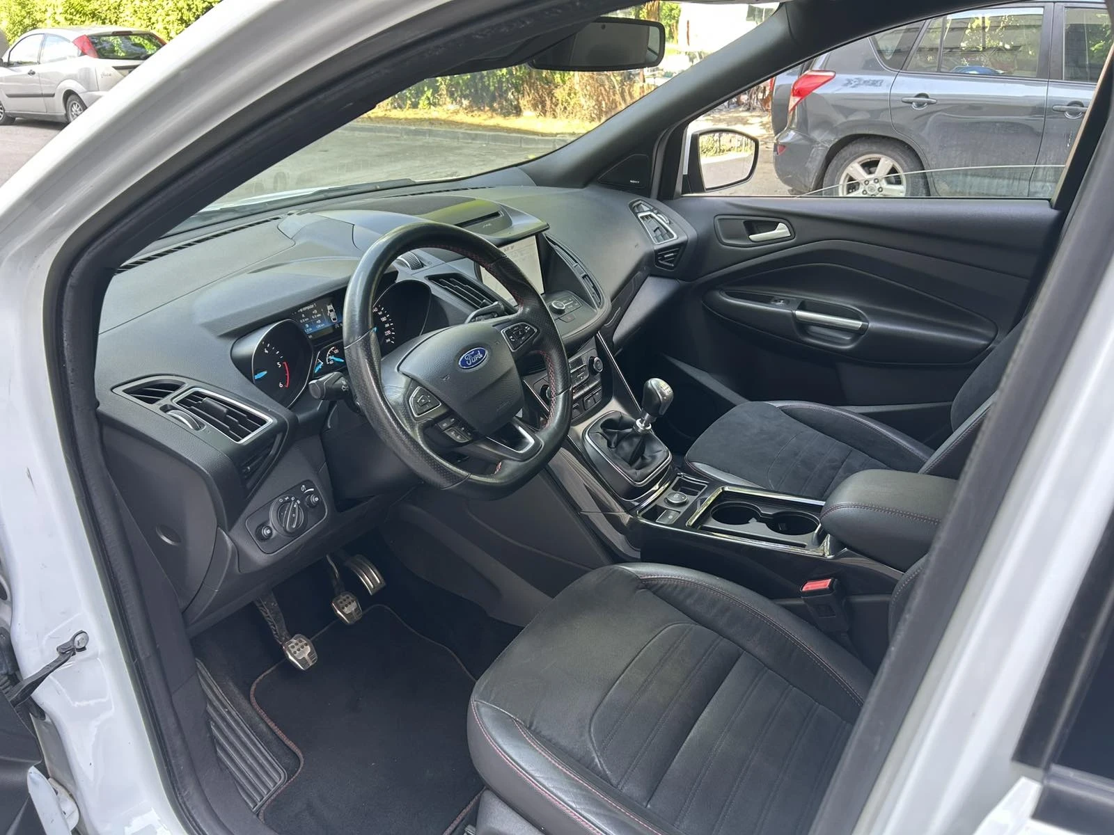 Ford Kuga ST LINE  2.0  Навигация, снимка 13 - Автомобили и джипове - 55333719