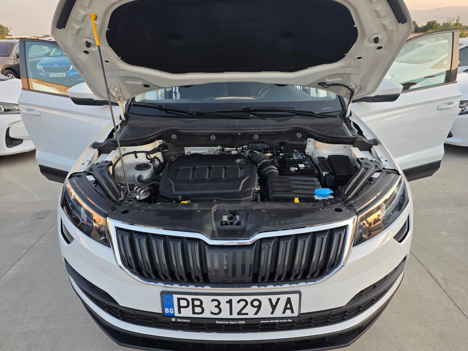 Skoda Karoq 2.0TDI - А/Т, снимка 16 - Автомобили и джипове - 55920204