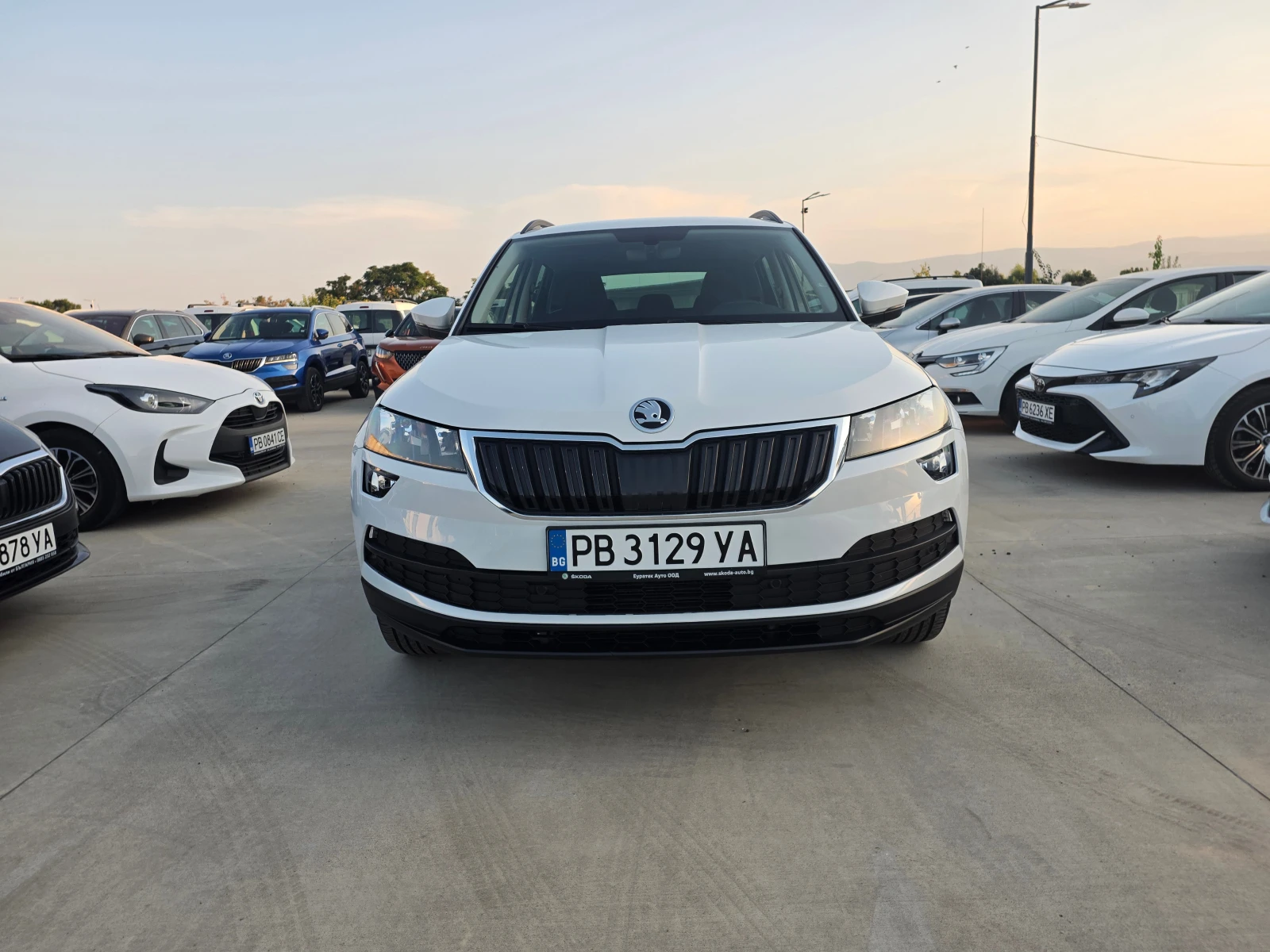 Skoda Karoq 2.0TDI - А/Т, снимка 8 - Автомобили и джипове - 55920204