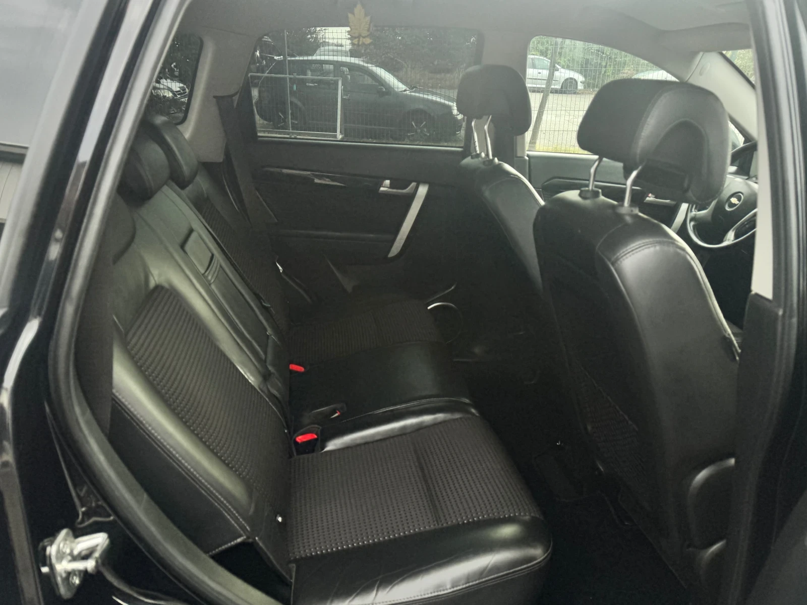 Chevrolet Captiva Газ Бензин Обсслужен!!, снимка 9 - Автомобили и джипове - 56682459