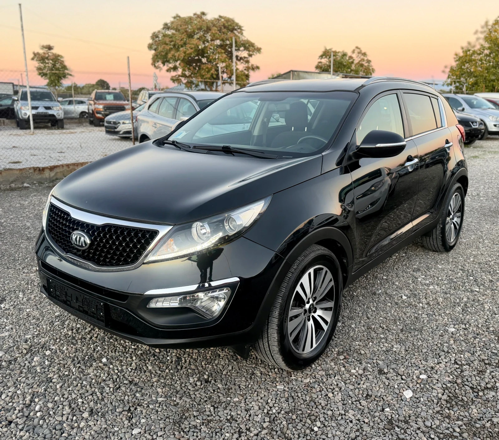 Kia Sportage 1.7CRDI * FACELIFT* НАВИГАЦИЯ* 99000км.* ЛИЗИНГ* 