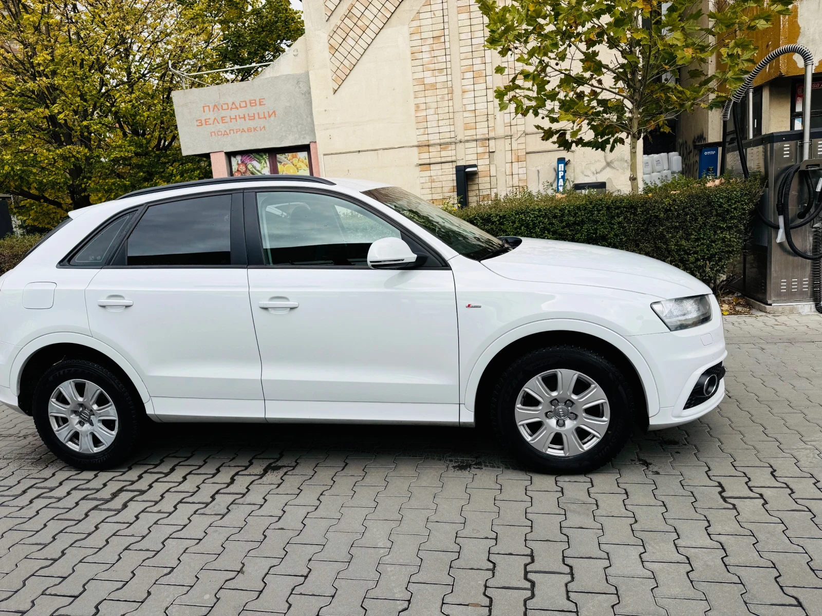 Audi Q3 2.0 TDI , снимка 2 - Автомобили и джипове - 56721648
