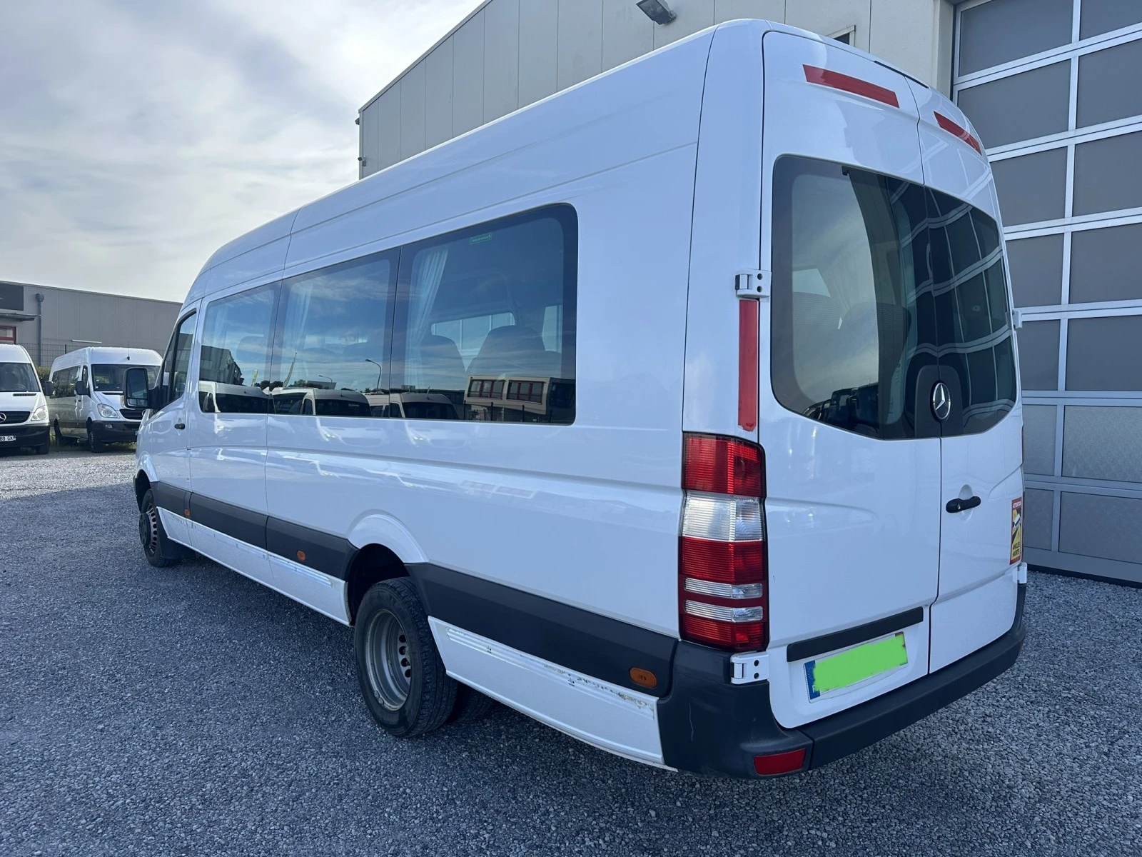 Mercedes-Benz Sprinter 516 двоен Климатик, 23 места - изображение 4