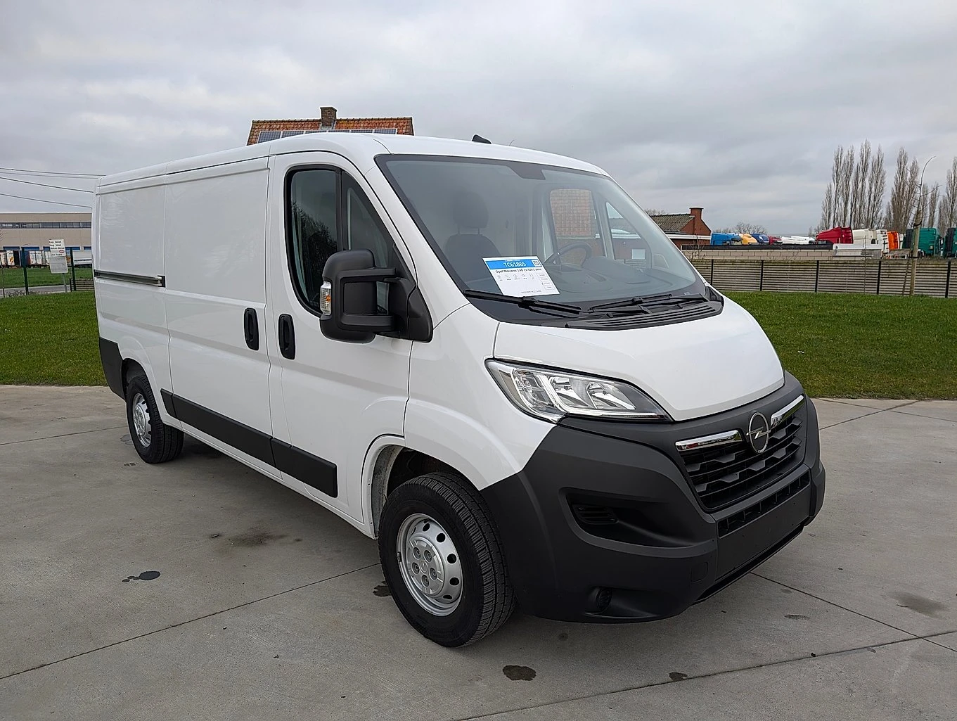 Opel Movano 140 cv l2h1 1 година гаранция, снимка 3 - Бусове и автобуси - 54130842