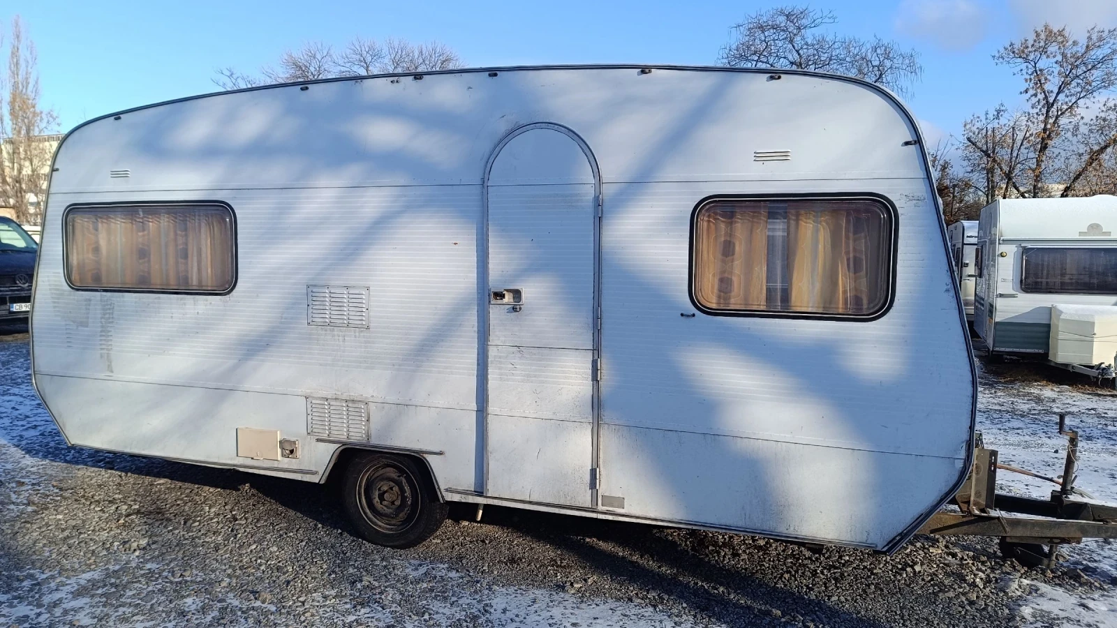 �������� Adria 500 | Mobile.bg � ����������� 1