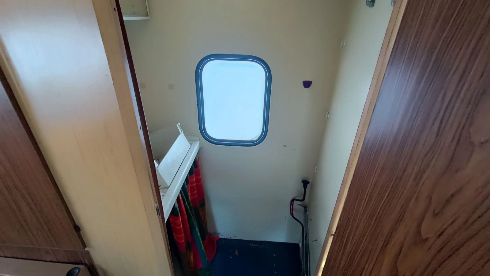 �������� Adria 500 | Mobile.bg � ����������� 11