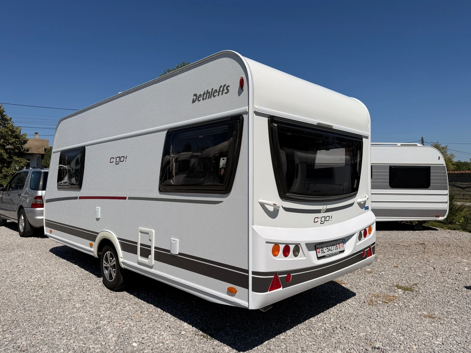Каравана Dethleffs 475 C go, снимка 3 - Каравани и кемпери - 55740640
