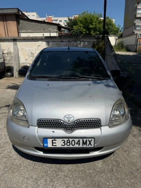 Toyota Yaris 1.3 Бензин Ръчка, снимка 1