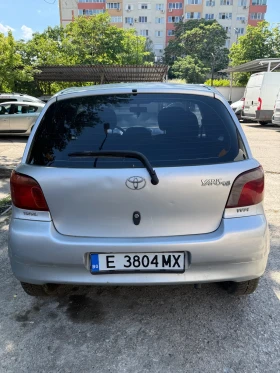 Toyota Yaris 1.3 Бензин Ръчка, снимка 3