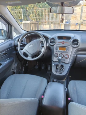 Kia Carens, снимка 5