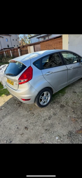 Ford Fiesta - 2200 лв. / 1124.84 € - 18949771 4
