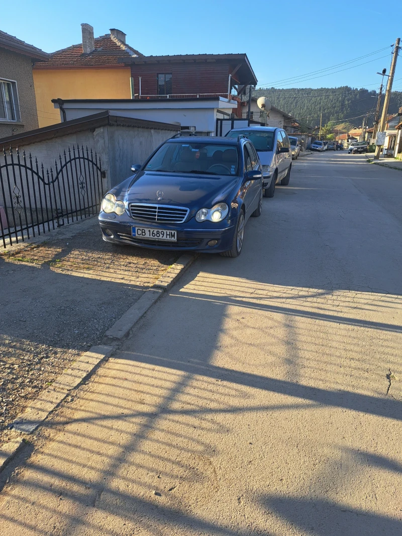 Mercedes-Benz C 320, снимка 9 - Автомобили и джипове - 47165853