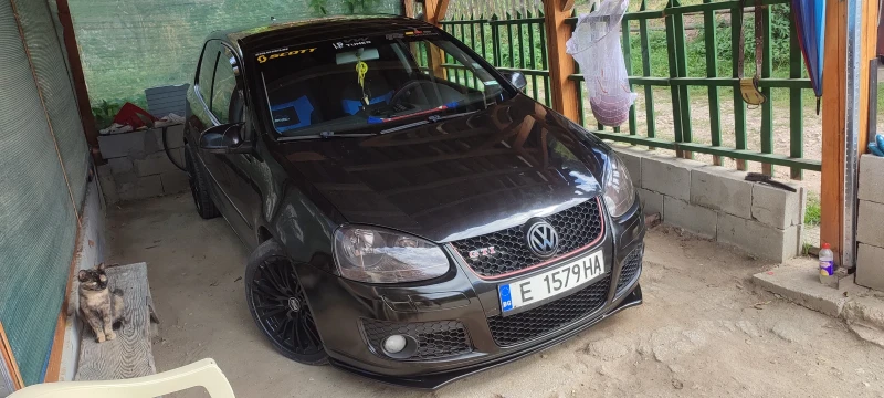 VW Golf 2.0, снимка 1 - Автомобили и джипове - 48649564