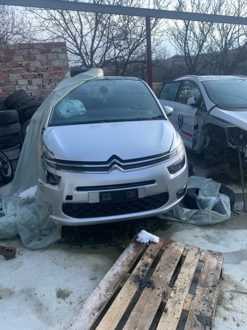 Citroen C4 Picasso, снимка 3 - Автомобили и джипове - 49059303