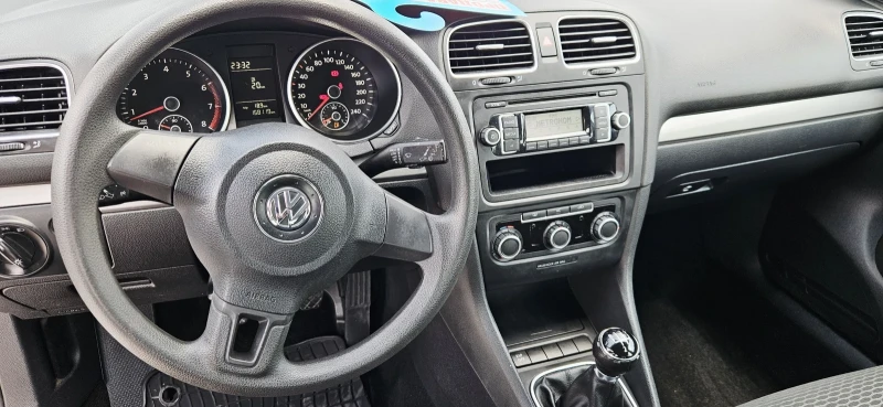 VW Golf 1.4i* стария мотор* GOLF6, снимка 16 - Автомобили и джипове - 50911334