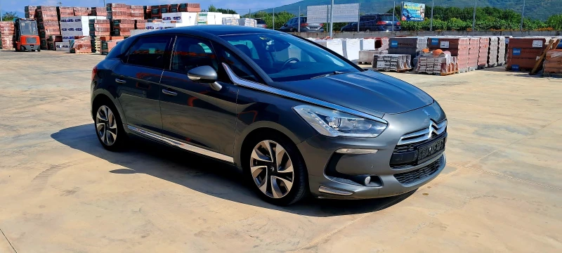 Citroen DS5 2.0HDI* Keyless* Panorama* Navi* Camera, снимка 3 - Автомобили и джипове - 51478613