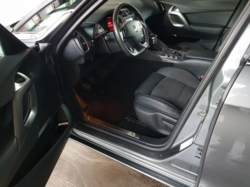 Citroen DS5 2.0HDI* Keyless* Panorama* Navi* Camera, снимка 13 - Автомобили и джипове - 51478613