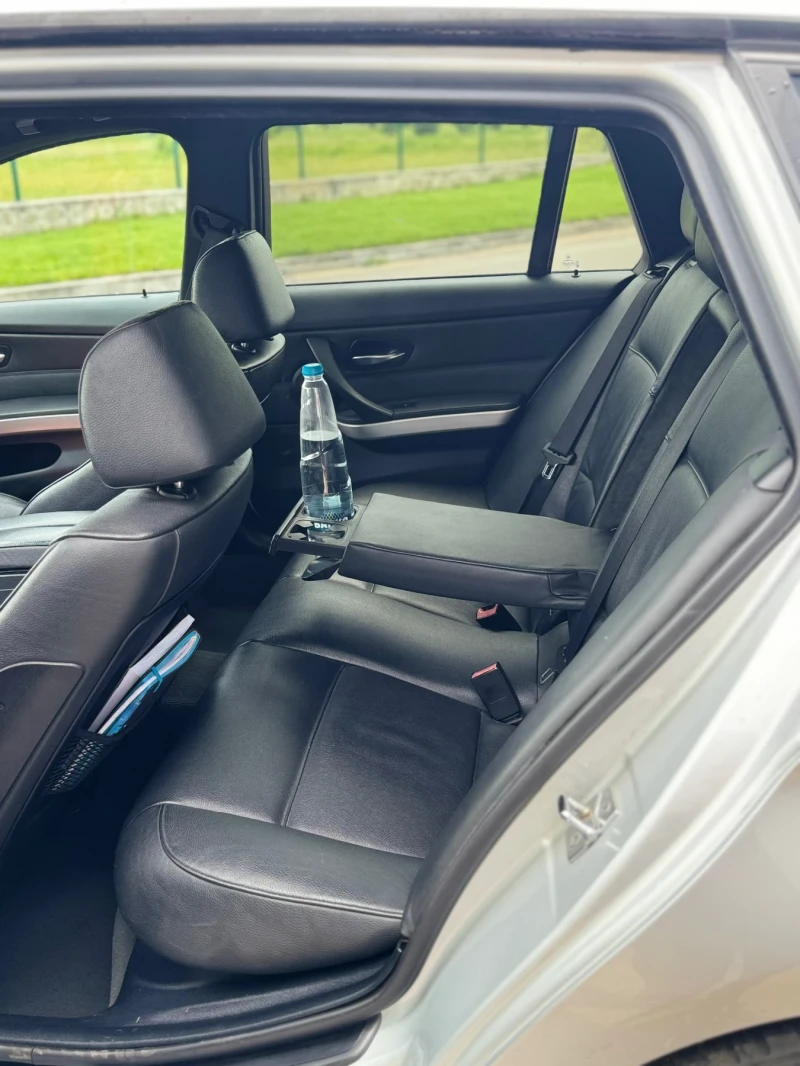 BMW 330, снимка 3 - Автомобили и джипове - 52057578