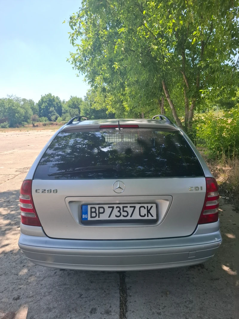 Mercedes-Benz C 200, снимка 9 - Автомобили и джипове - 52702375
