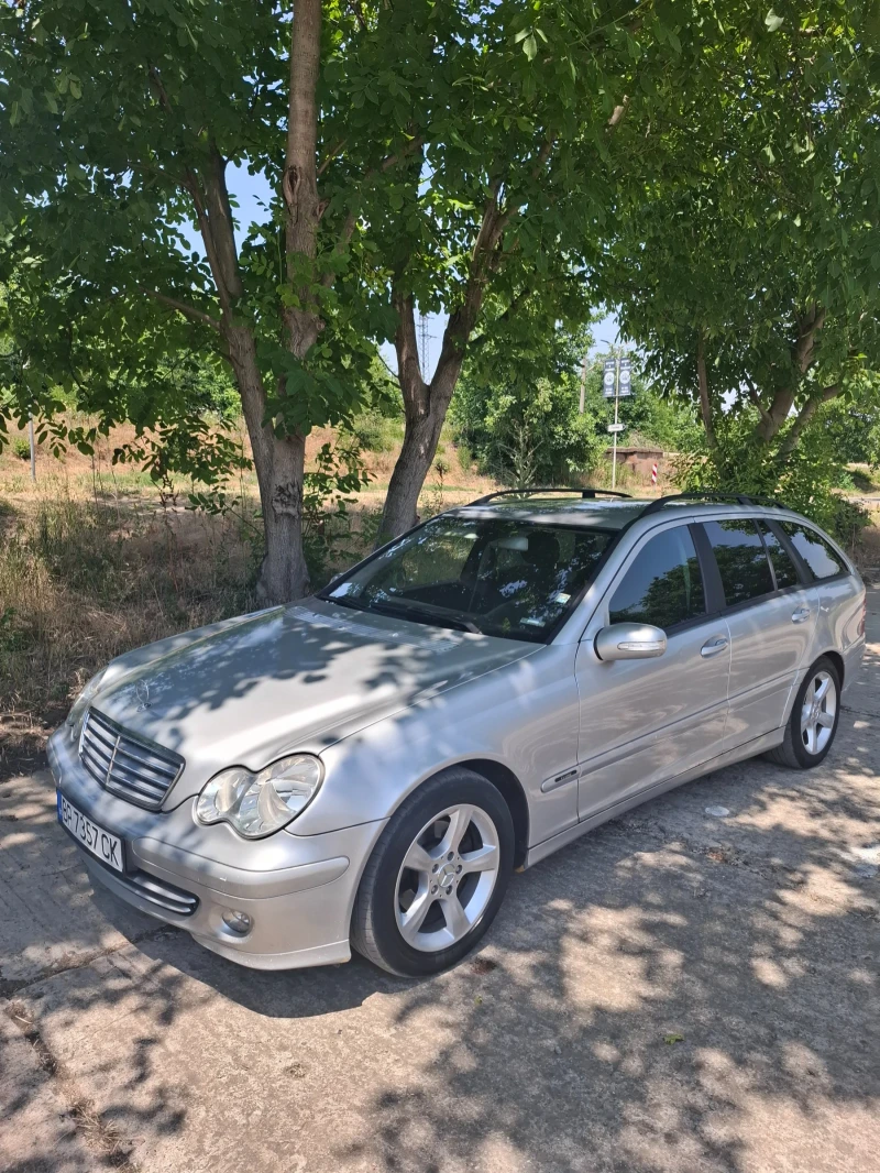 Mercedes-Benz C 200, снимка 6 - Автомобили и джипове - 52702375