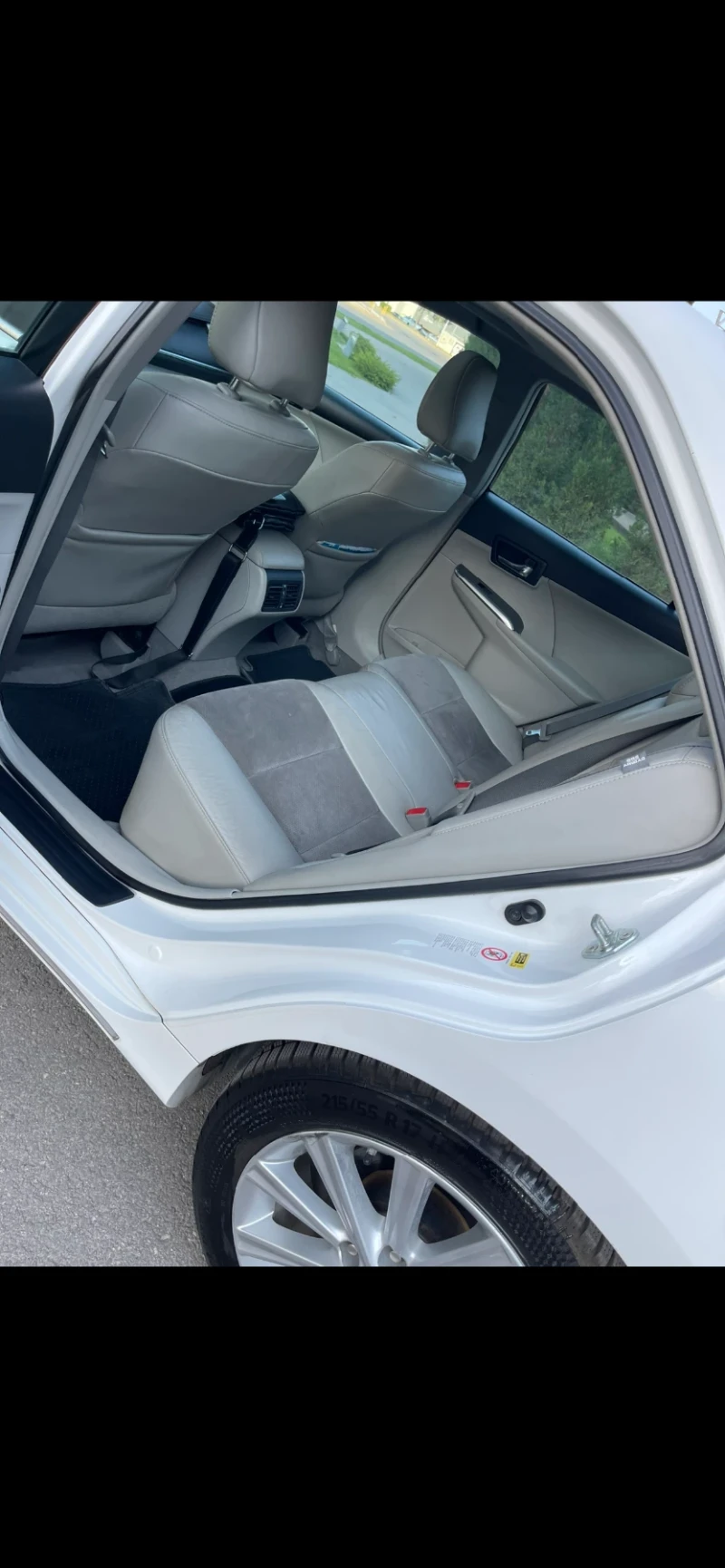 Toyota Camry XLE, снимка 11 - Автомобили и джипове - 52548965