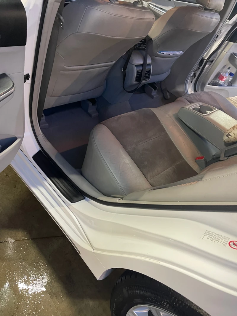 Toyota Camry XLE, снимка 6 - Автомобили и джипове - 52548965