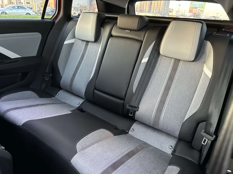 Opel Astra, снимка 10 - Автомобили и джипове - 52851383