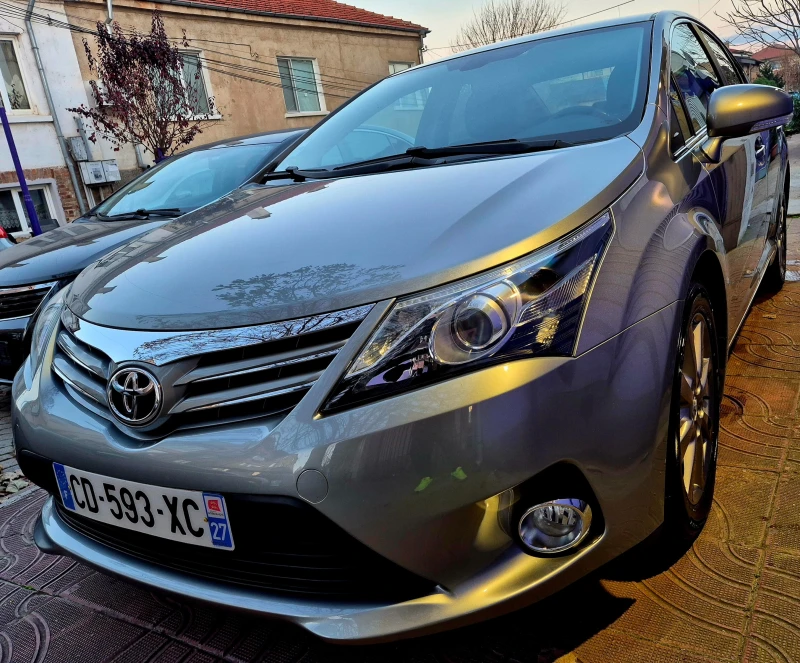 Toyota Avensis 2.0d4d-FACE-EXCLUSIVE-верига-нави-6скорости-japan, снимка 10 - Автомобили и джипове - 52868604